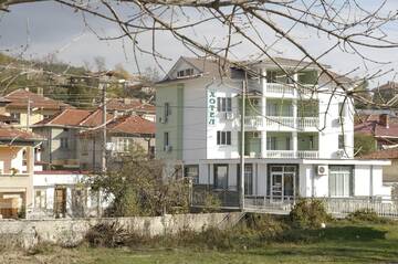 Фотографии Гостевой дом Karadzhovy Guest House г. Калофер (Болгария) №2 Фото Гостевой дом Karadzhovy Guest House г. Калофер 2