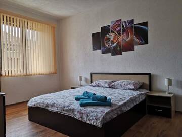 Фото номера Двухместный номер с 1 кроватью и балконом Гостевой дом Guest House Ganovi г. Калофер 6